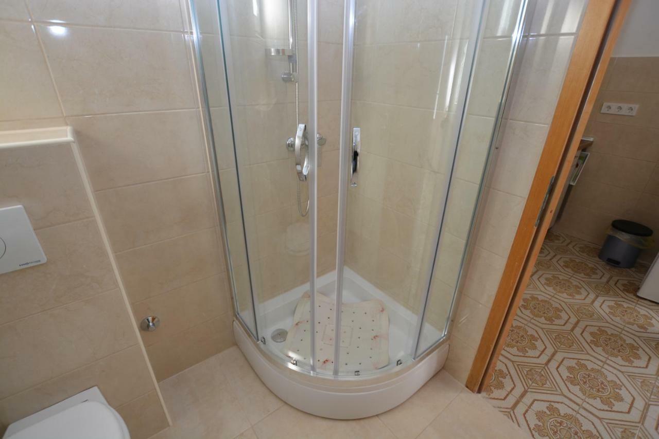 Apartment Nadica 普纳特 外观 照片